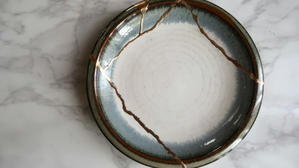 Kintsugi Japanese Pottery Restoration